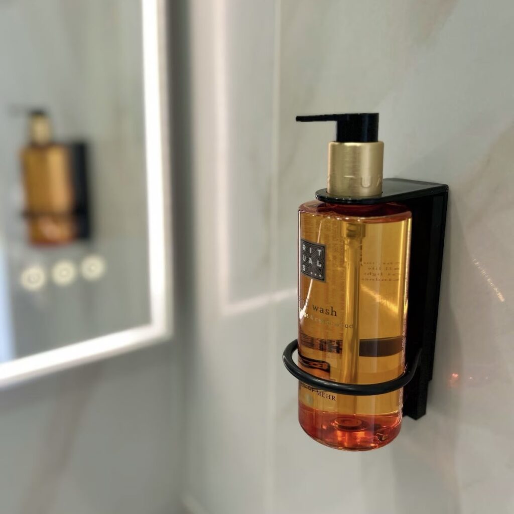 WhatsApp Image 2025-09-10 at 00.09.22